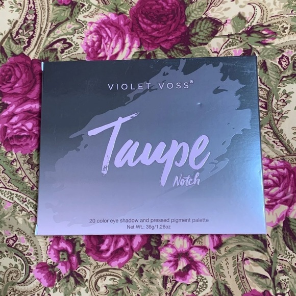 Violet Voss Taupe Notch Eyeshadow Palette - Picture 5 of 12